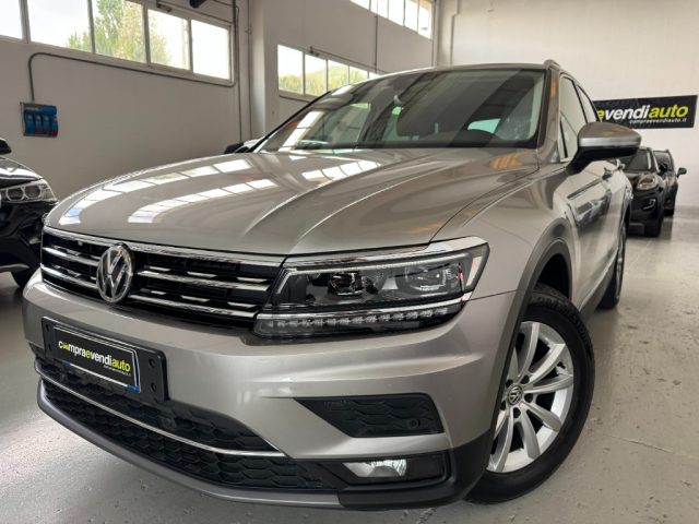 VOLKSWAGEN Tiguan usata, con Autoradio