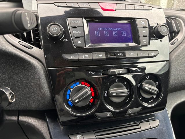 LANCIA Ypsilon usata, con Chiusura centralizzata