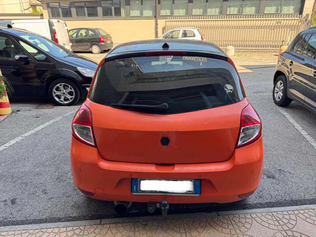 RENAULT Clio usata, con Alzacristalli elettrici