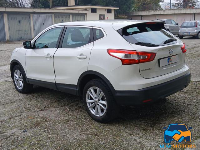 NISSAN Qashqai usata, con Autoradio