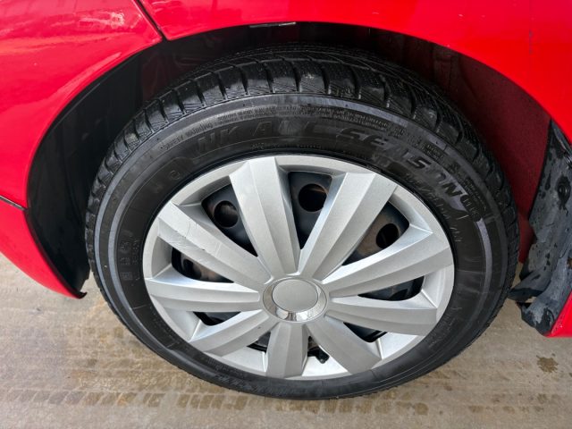 TOYOTA Aygo usata 27