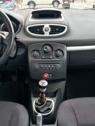 RENAULT Clio usata, con Chiusura centralizzata