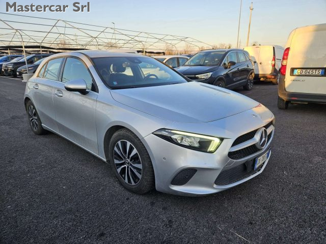MERCEDES-BENZ A 180 usata, con Sistema di navigazione
