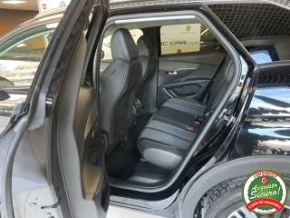 PEUGEOT 3008 usata, con USB