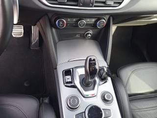 ALFA ROMEO Stelvio usata, con Regolazione elettrica sedili
