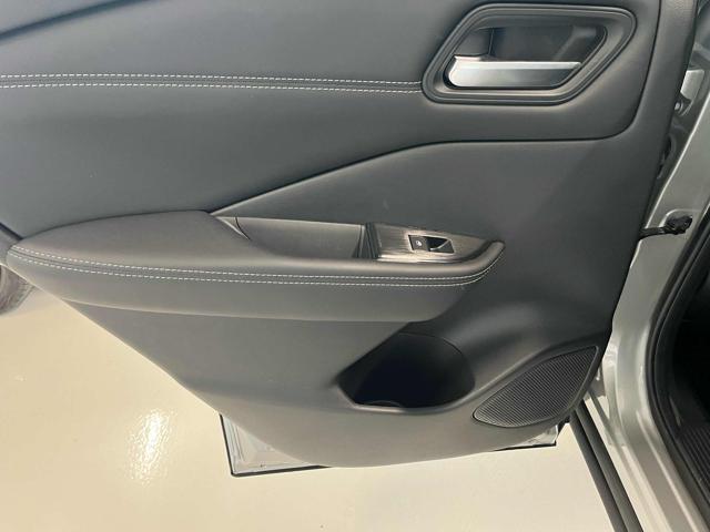 NISSAN Qashqai usata, con Sedile posteriore sdoppiato