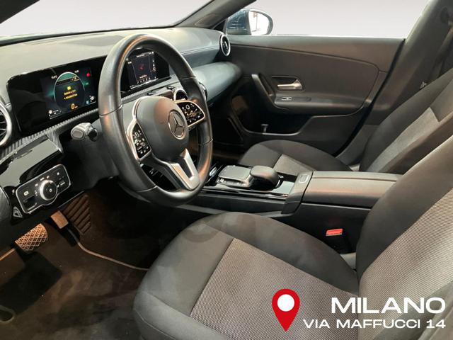 MERCEDES-BENZ CLA 220 usata, con Controllo automatico clima