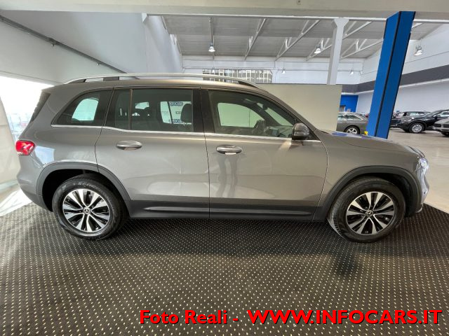 MERCEDES-BENZ GLB 180 usata, con Chiusura centralizzata