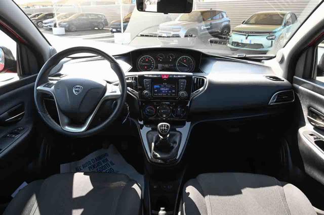 LANCIA Ypsilon usata, con ESP