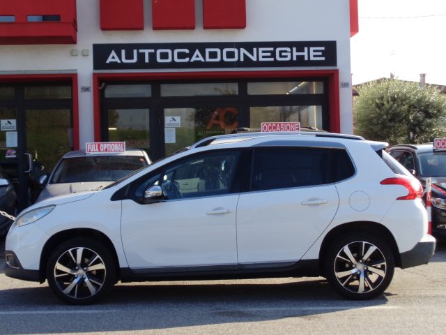 PEUGEOT 2008 usata, con Airbag
