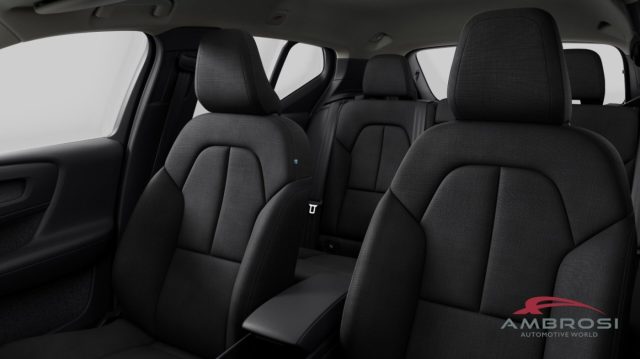 VOLVO XC40 usata 11