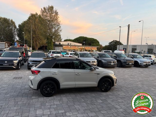 VOLKSWAGEN T-Roc usata, con Cerchi in lega