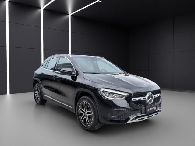 MERCEDES-BENZ GLA 200 usata, con Cerchi in lega