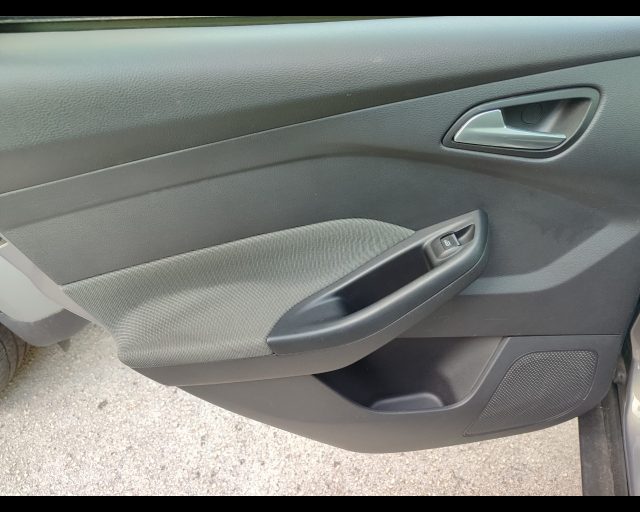 FORD Focus usata, con Servosterzo