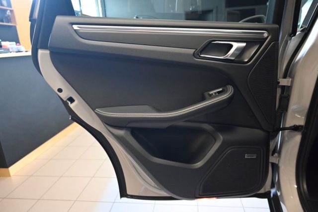 PORSCHE Macan usata 59