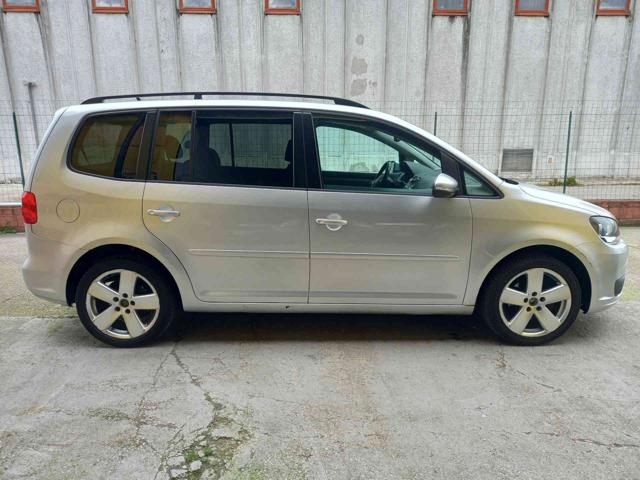 VOLKSWAGEN Touran usata, con Climatizzatore
