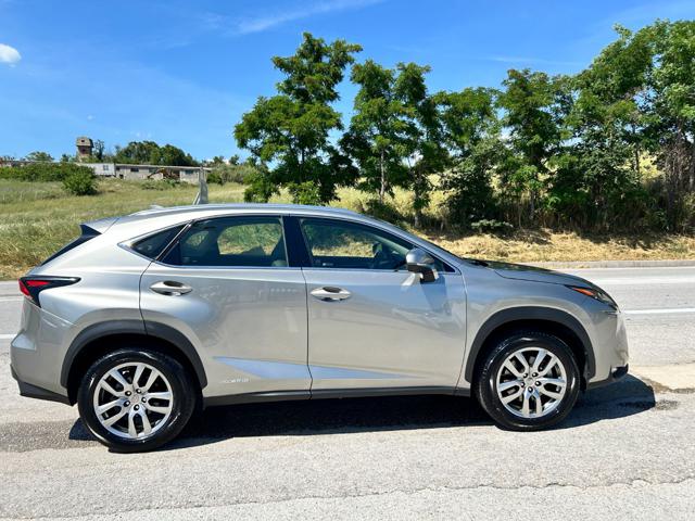 LEXUS NX 300 usata, con Autoradio