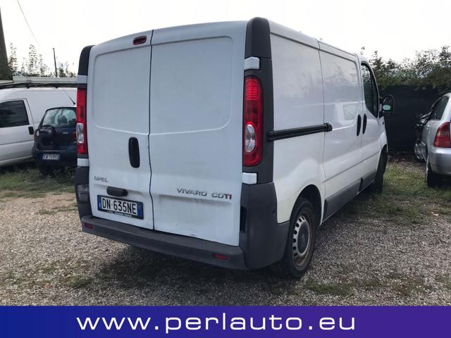OPEL Vivaro usata, con Autoradio
