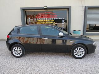 ALFA ROMEO 147 usata, con Alzacristalli elettrici