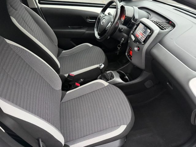 TOYOTA Aygo usata, con Telecamera per parcheggio assistito