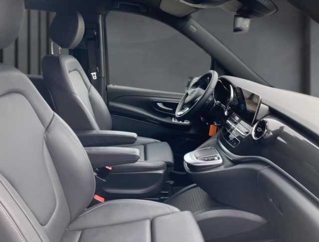 MERCEDES-BENZ V 300 usata, con Cerchi in lega