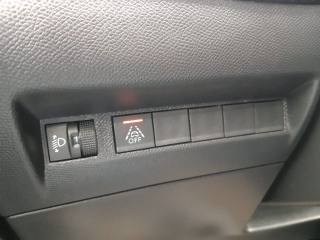 PEUGEOT 208 usata, con Luci diurne LED