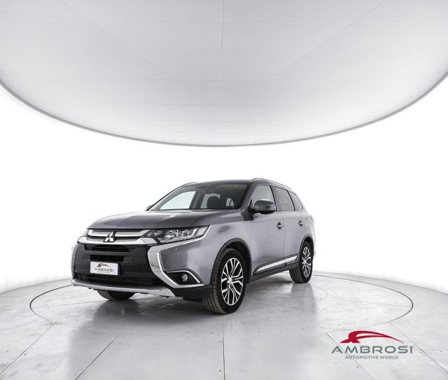MITSUBISHI Outlander usata 0