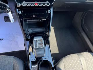 PEUGEOT 2008 usata, con Controllo automatico clima