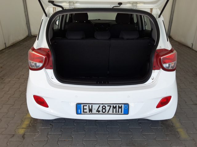 HYUNDAI i10 usata, con Lettore CD