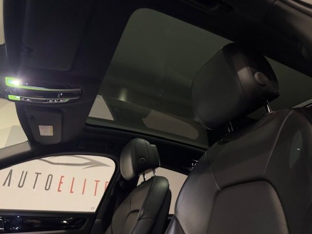 PORSCHE Cayenne usata, con Park Distance Control