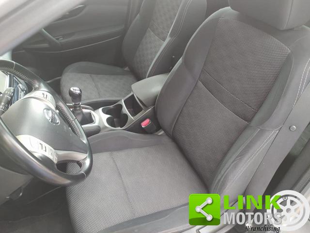 NISSAN Qashqai usata, con Autoradio
