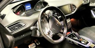 PEUGEOT 308 usata, con Sedili riscaldati