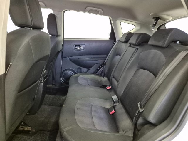 NISSAN Qashqai usata, con Lettore CD