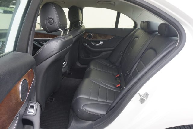 MERCEDES-BENZ C 220 usata, con Fendinebbia