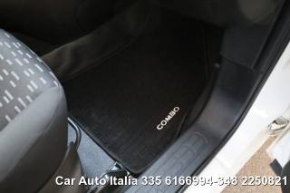 OPEL Combo usata 67