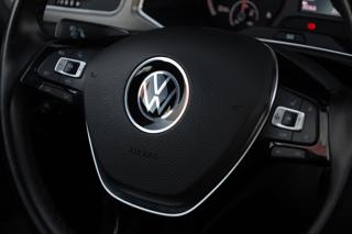 VOLKSWAGEN T-Roc usata, con Riconoscimento dei segnali stradali