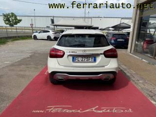 MERCEDES-BENZ GLA 180 usata, con Cerchi in lega