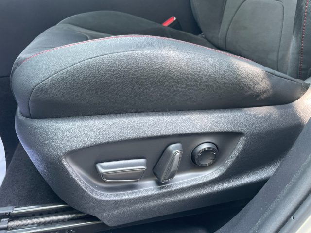 TOYOTA C-HR usata, con Cruise Control