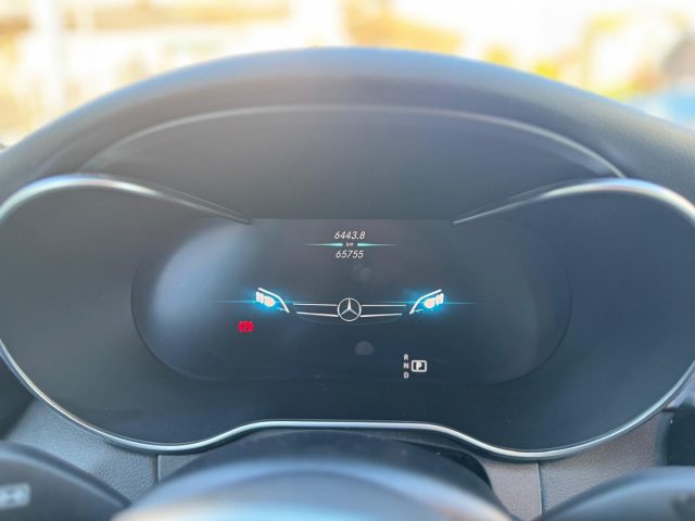 MERCEDES-BENZ C 220 usata, con Chiusura centralizzata