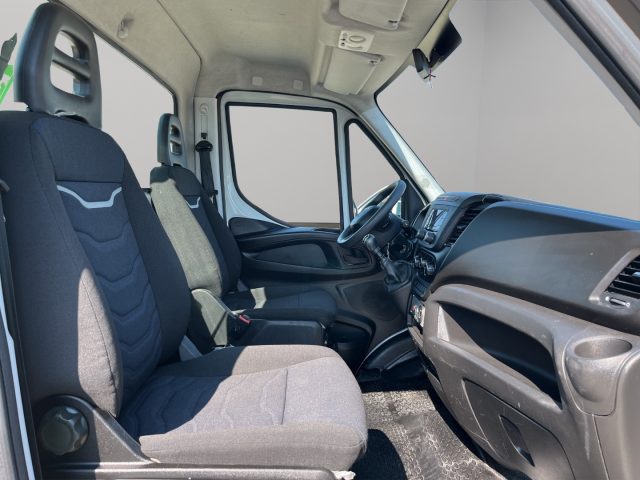 IVECO Daily usata 7