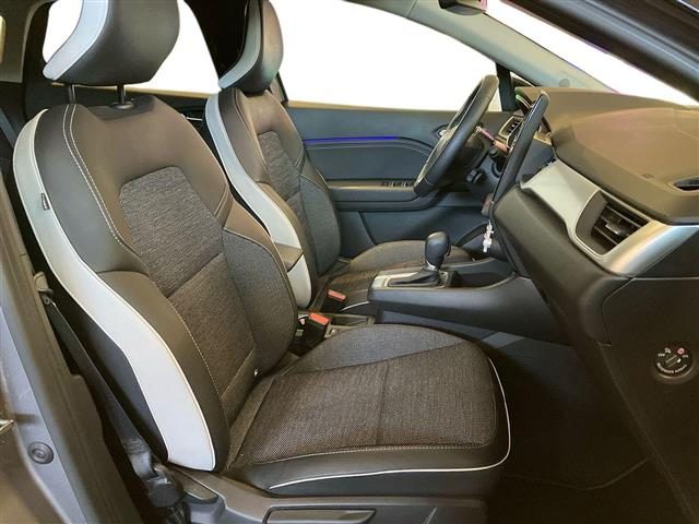 RENAULT Captur usata, con Volante in pelle