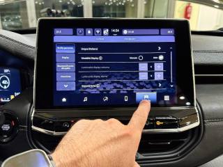 JEEP Compass usata, con Touch screen