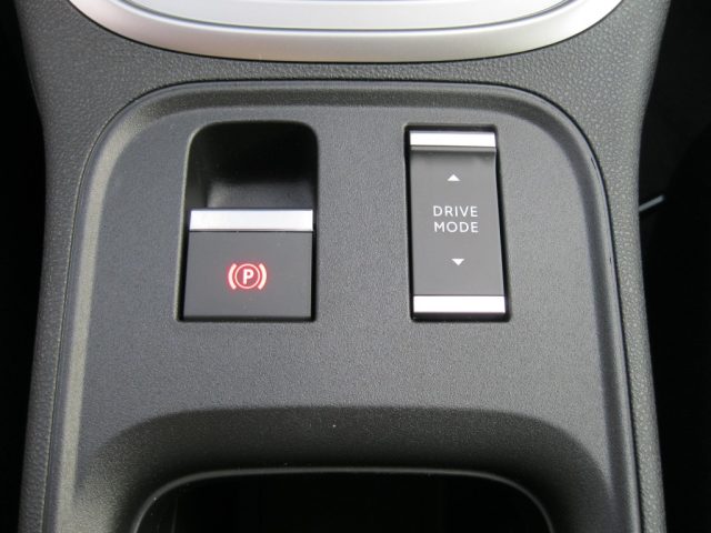 JEEP Avenger usata, con Bluetooth
