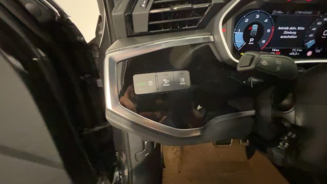AUDI Q3 usata, con Specchietti laterali elettrici
