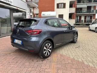 RENAULT Clio usata, con Autoradio
