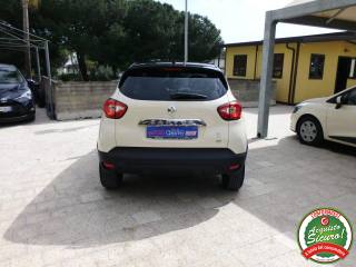 RENAULT Captur usata, con Autoradio