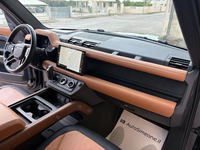 LAND ROVER Defender usata, con Fendinebbia