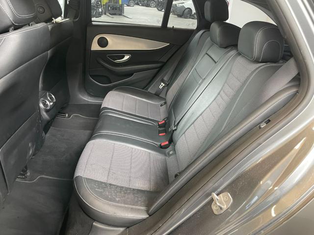 MERCEDES-BENZ E 220 usata, con ESP