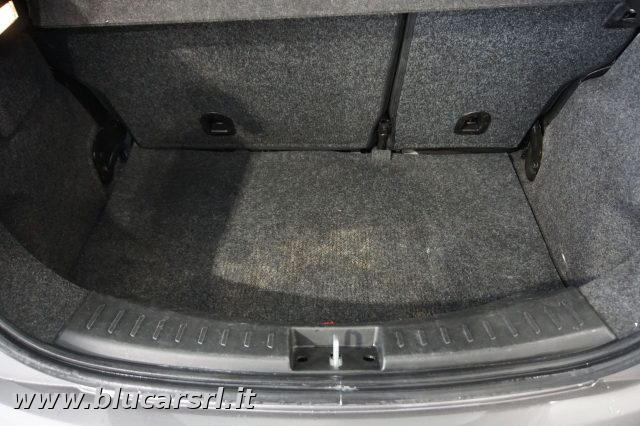 LANCIA Ypsilon usata, con Autoradio digitale