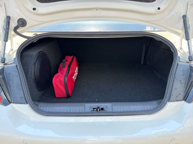 TOYOTA GR86 usata, con Autoradio